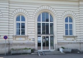 Eingangsbereich des Kindergartens Glimpfingerstraße